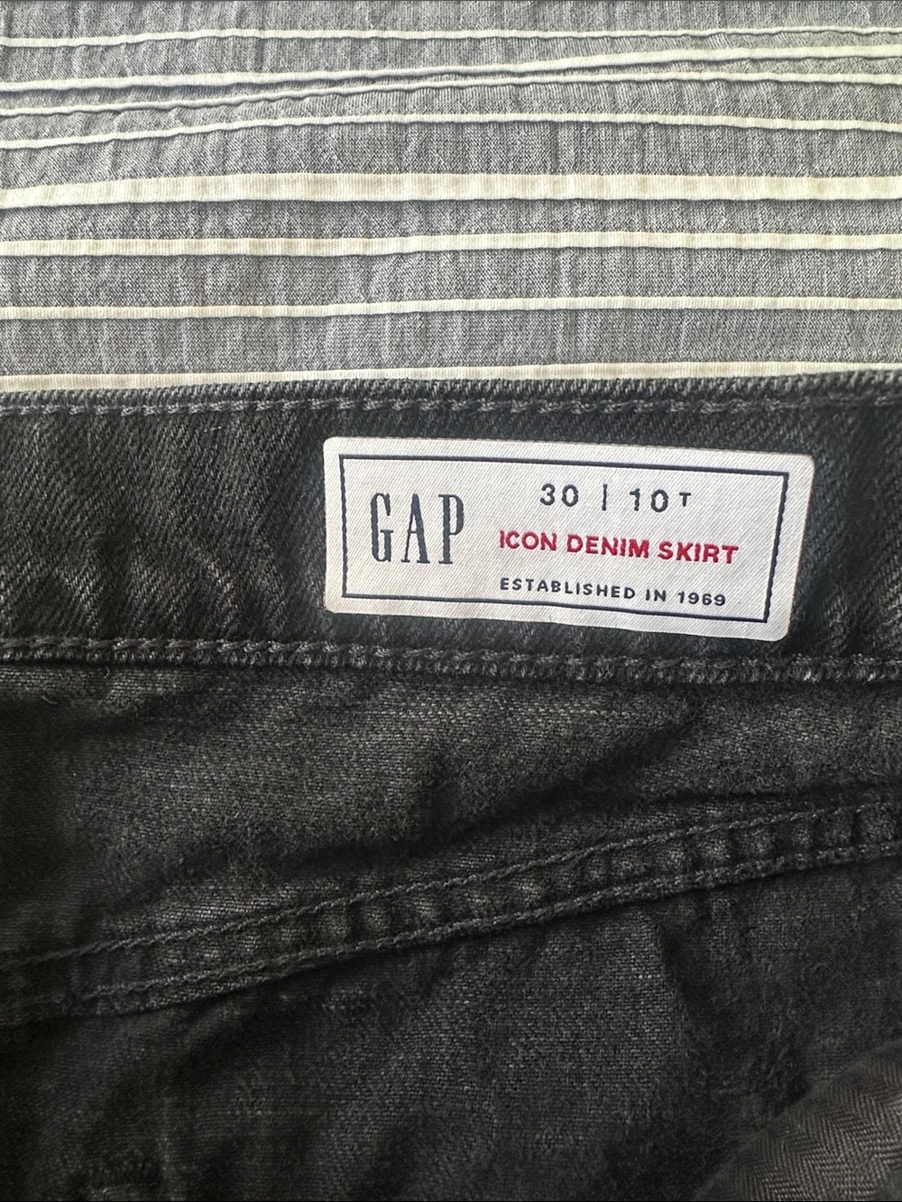 GAP Black Denim Mini Skirt with Silver Studs - Picture 2 of 3